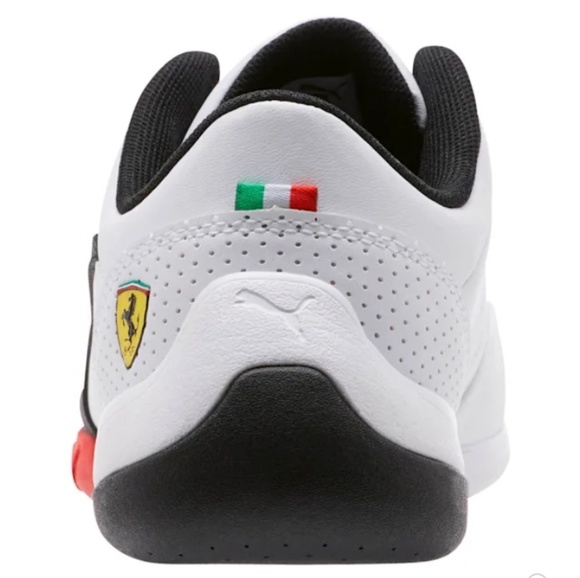 Boys puma shoes 6.5 - Picture 4 of 7